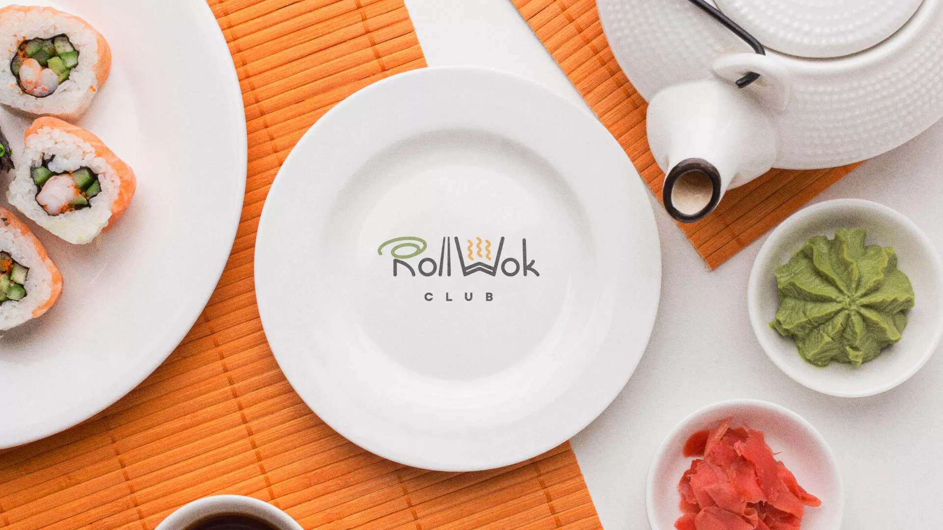 Разработка логотипа и фирменного стиля суши-бара «Roll Wok Club» в Шагонаре